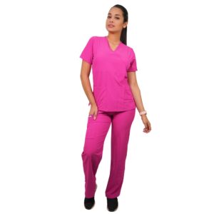 CONJUNTO ANTIFLUIDO TRADICIONAL FUCSIA, CON PANTALON RECTO.